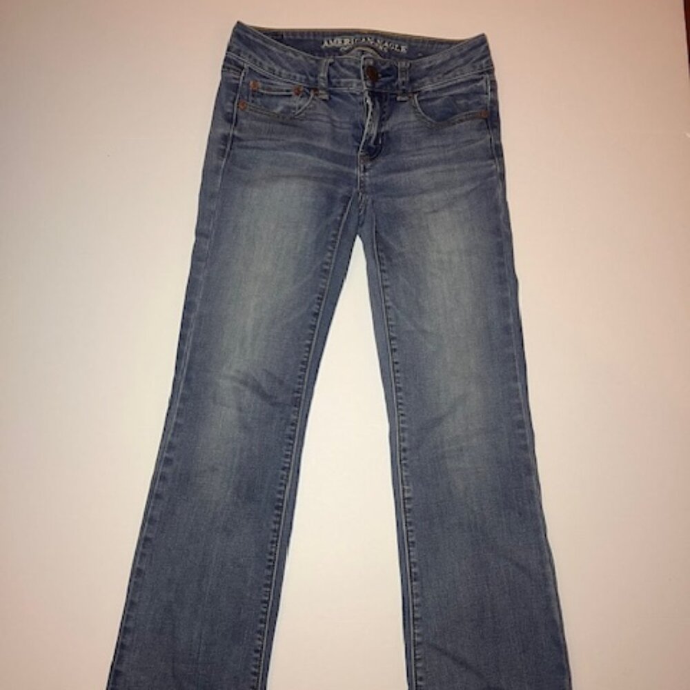 American Eagle Favorite Boyfriend Jeans – 00 Short – Medium Wash